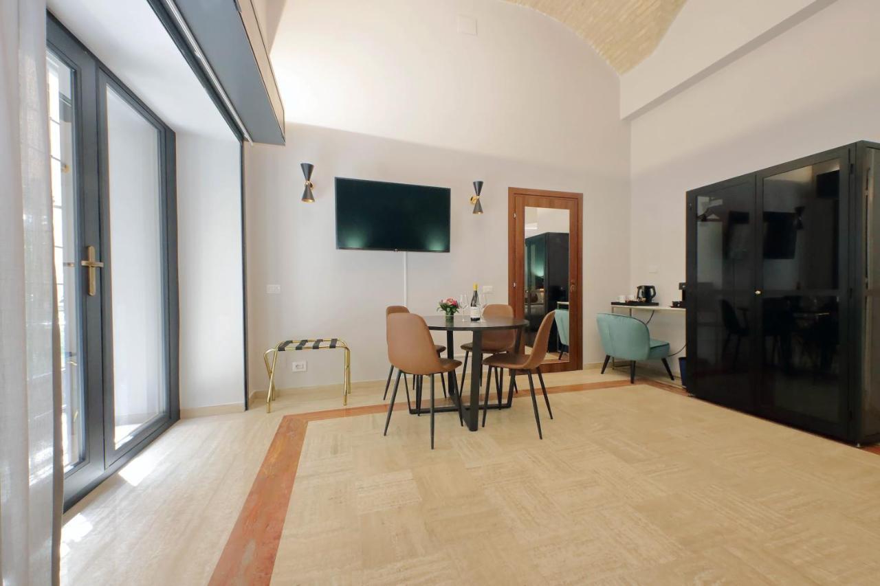 Charming Suites Navona Roma Dış mekan fotoğraf